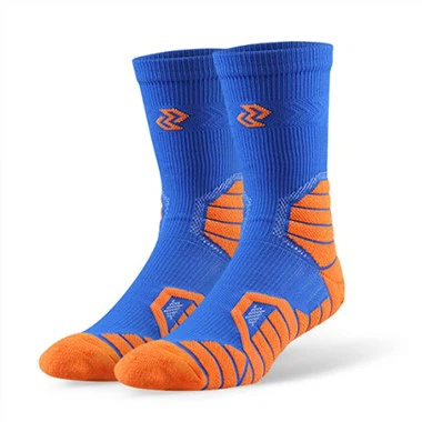 ذاتی نوعیت کے باسکٹ بال جرابے۔